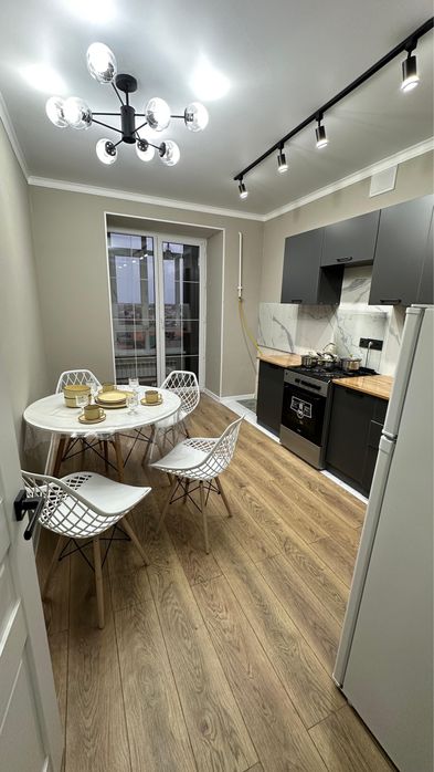 Сдам 1комн VIP квартиру посуточно