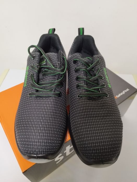 Работни обувки-нови