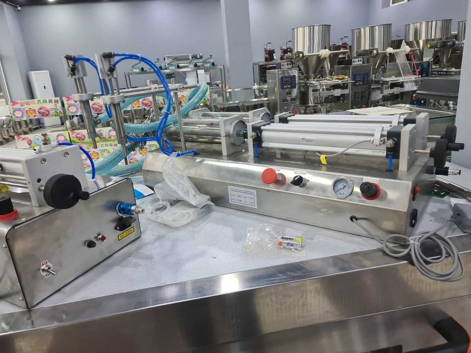 Дозатор для жидкостей 2 головная dozator suyuqliklar uchun dozator