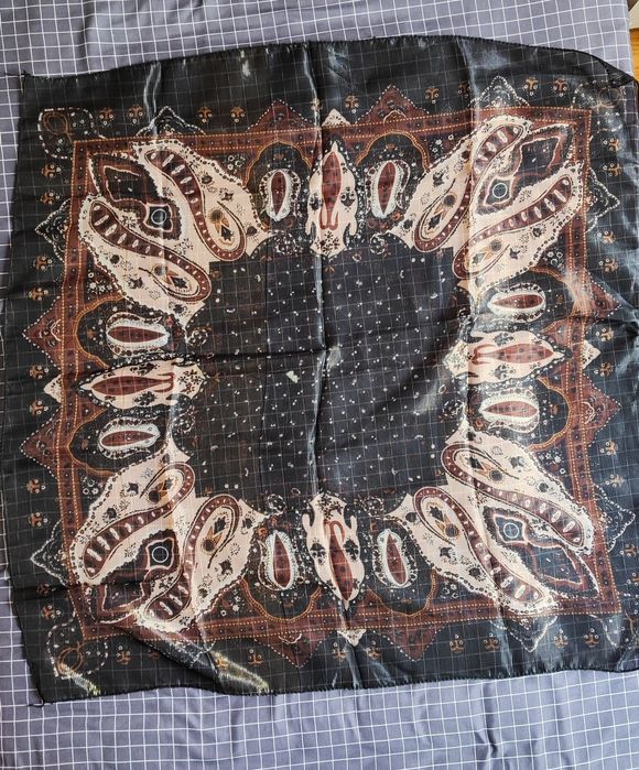 Продается  платок