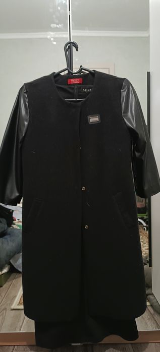 Продам ,пальто,платья