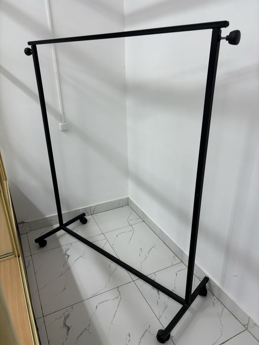 Вешалка напольное