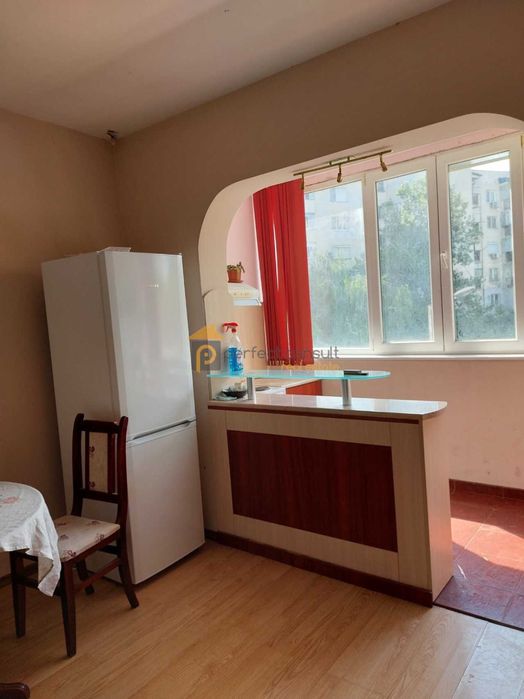 Дава се под наем Тристаен апартамент в Пловдив, Христо Смирненски - 100 кв.м за 400 € - Снимка #4