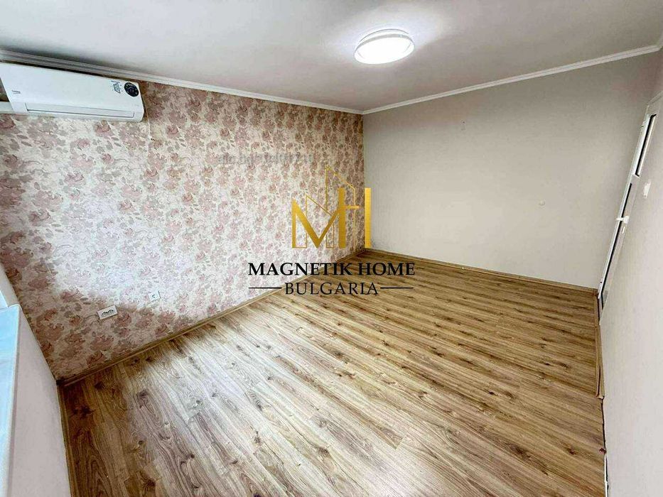 Дава се под наем Двустаен апартамент в Бургас, Център - 65 кв.м за 306 € - Снимка #4