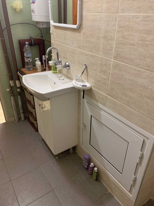 Продава се Тристаен апартамент в Плевен, Сторгозия - 74 кв.м за 1257 €/кв.м - Снимка #17