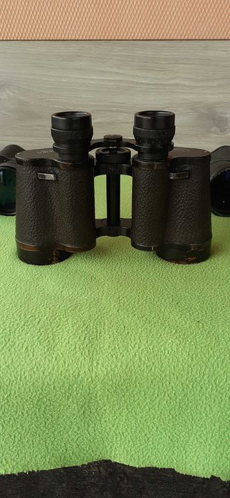 Binoclu Leitz 10x40