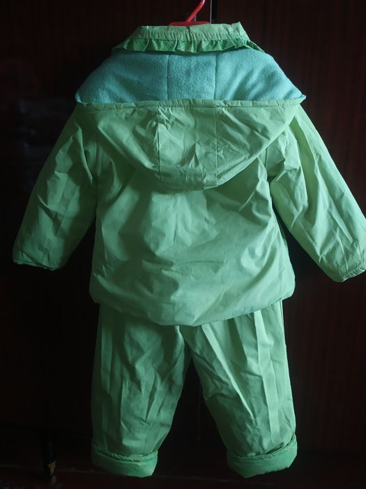 Продаётся тёплый зимний костюм двойка