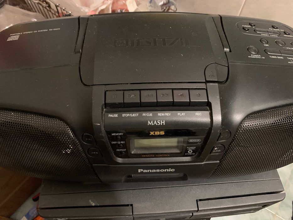 radio casetofon cu CD player Panasonic RX-DT501