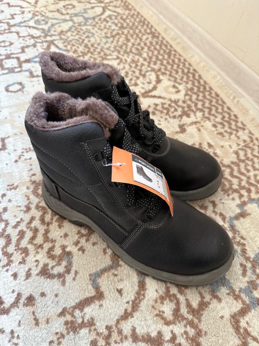 спецовки, комбез  и спец обувь