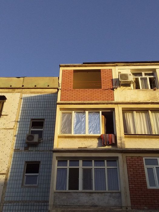 Balkonga g'isht teramiz.Kladka balkon.Керпичнач кладка балканов