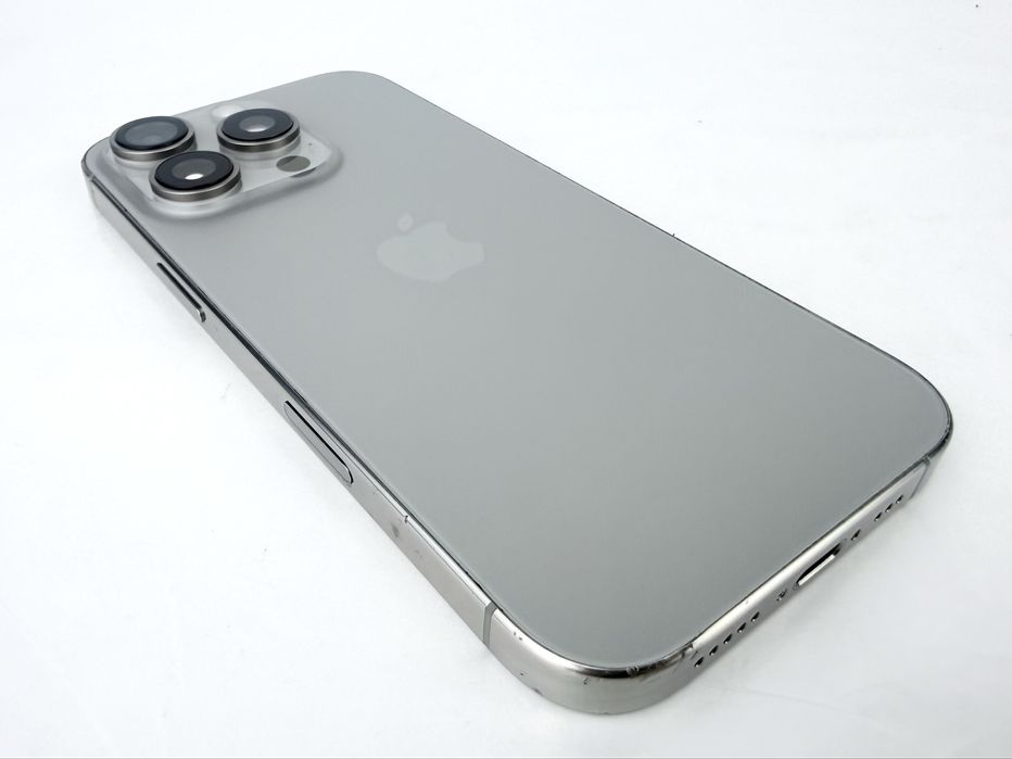 Apple iPhone 16 Pro 1TB Natural Titanium Отличен! Гаранция!