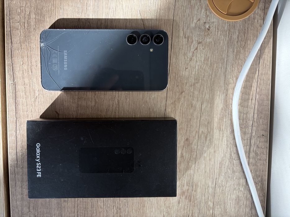 Продам Samsung S23 FE 256 gb