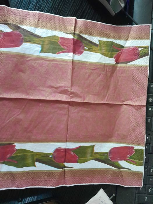 Продам  бумажные салфетки