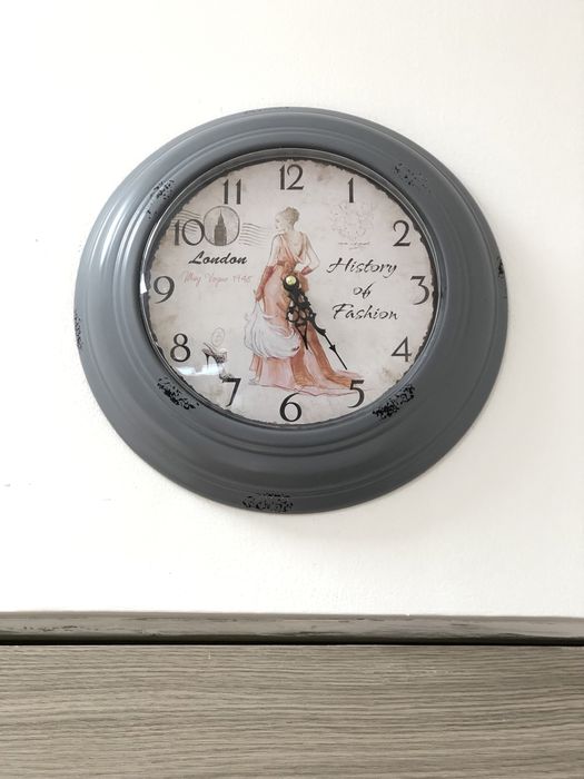 Часы настенные 7000т