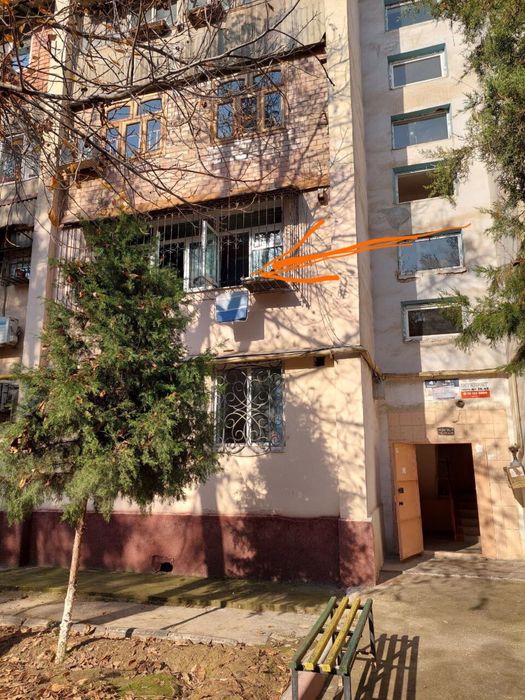 Kvartira sotiladi, gnekologiya yonida