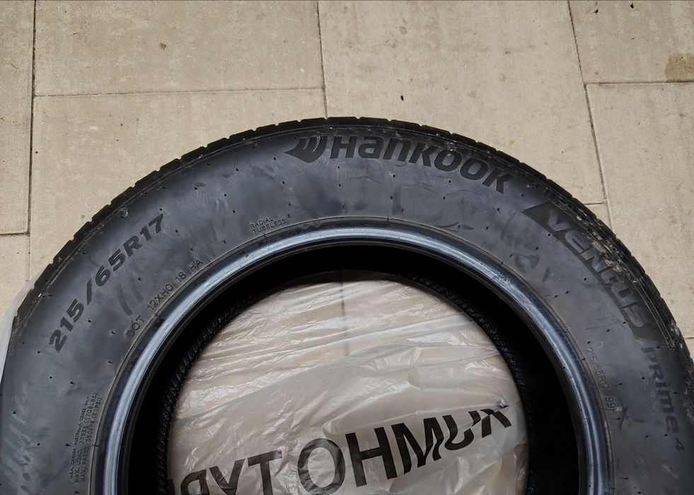 Vând anvelope Hankook Ventus vara 215/65/17