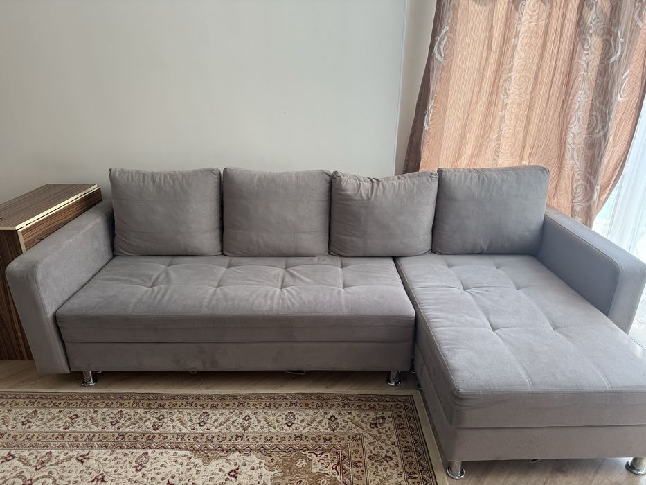 Срочно продам диван