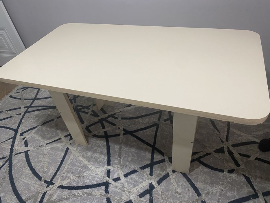 Стулья со столом