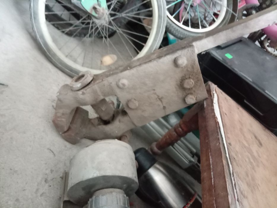 Тески сотилади продаются,