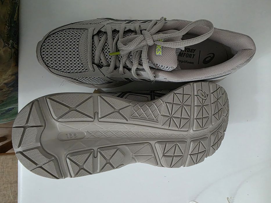 Кроссовки оригинал Asics