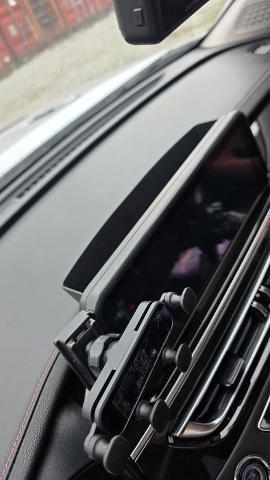Держатель телефона Changan CS75
