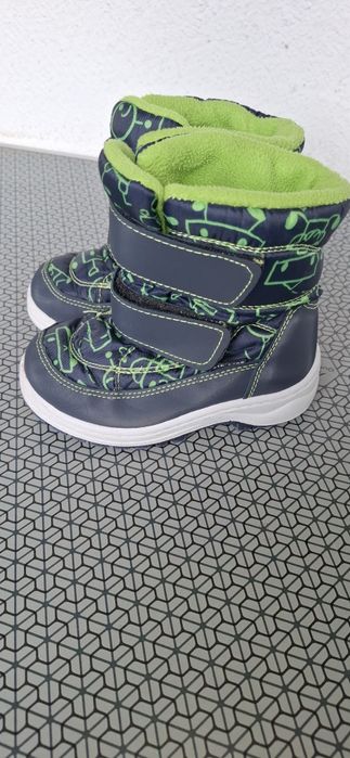 Детски боти и ботуши