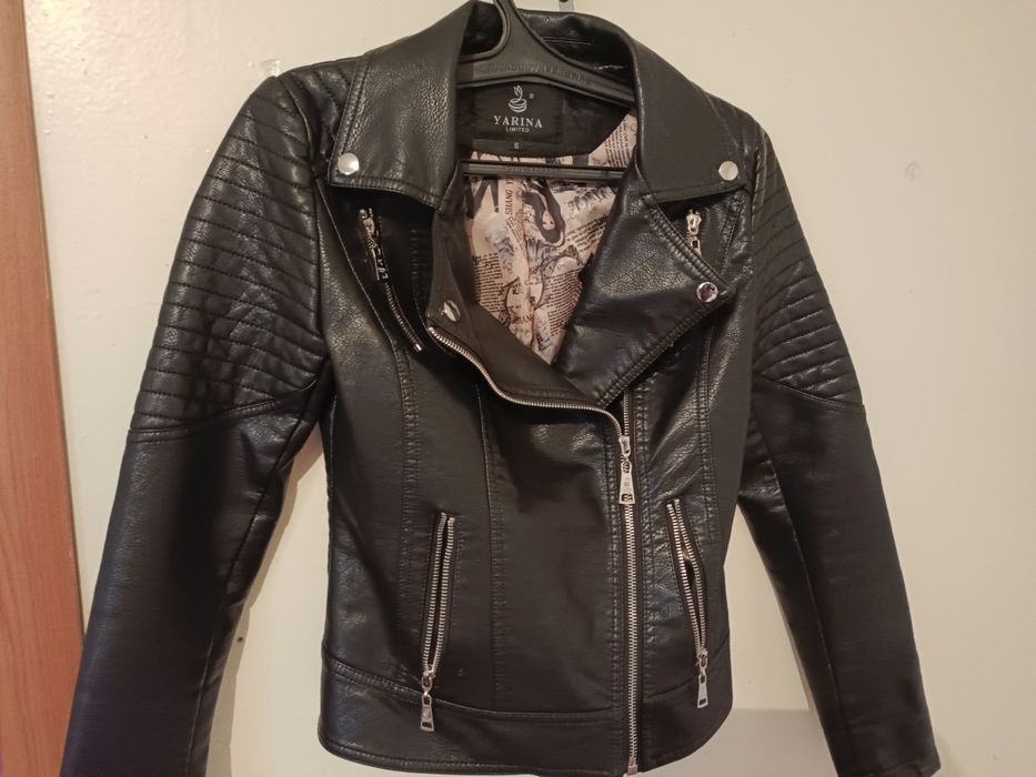 Кожаная куртка молодежная