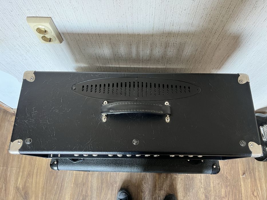 Усилвател за китара Bugera 333xl infinium