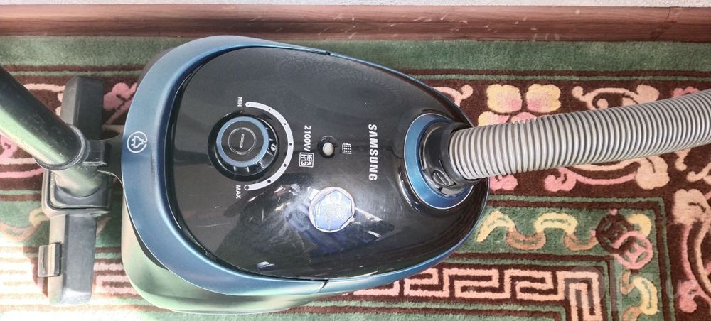 Пылесос 2100W Samsung