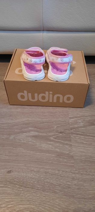 Нови сандали за момиче, Dudino Polka с велкро и принт. Размер 22