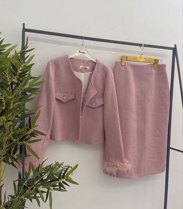 Продам платье двойка розовый