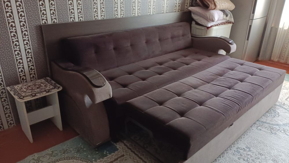 Продам диван 70000