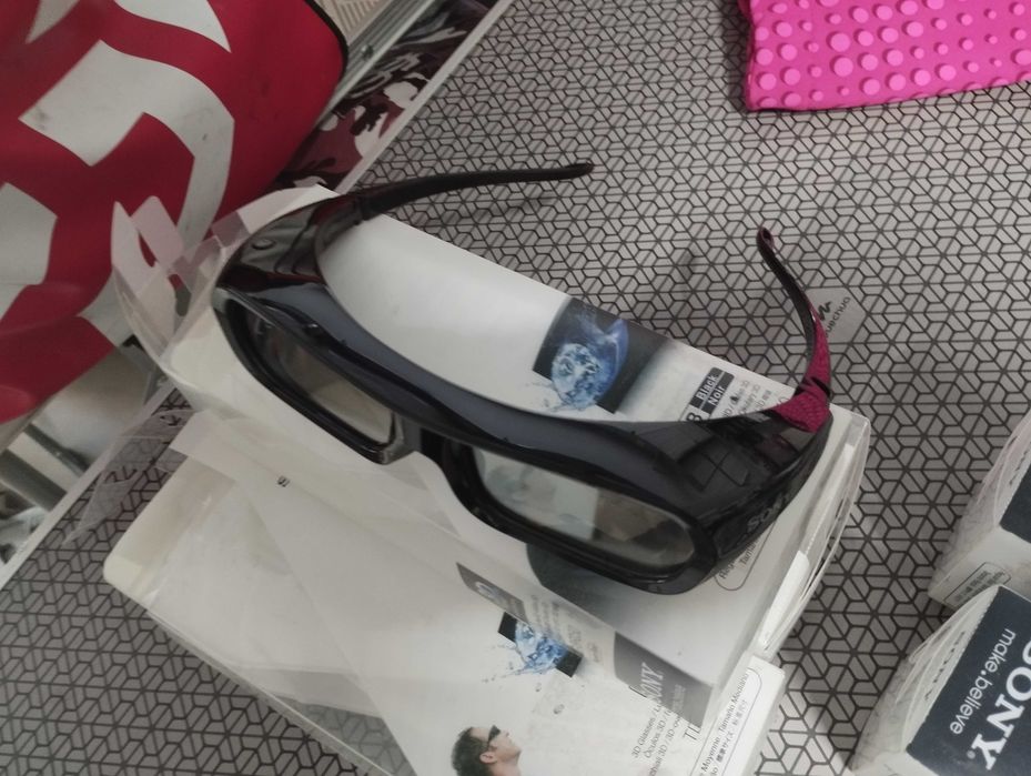 Sony TDG BR 250 3D очила активни