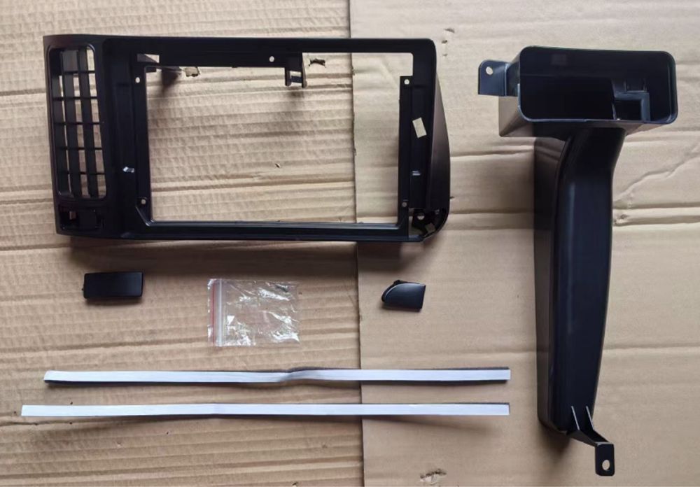 Продам переходную рамку для Гольф 3 Вента