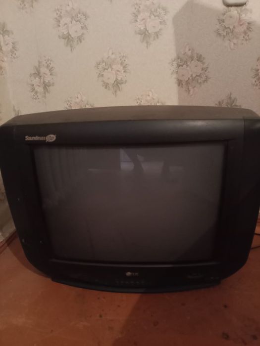 Продам телевизор