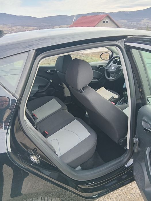 Vand sau schimb Seat ibiza 2013 1.4 benzina