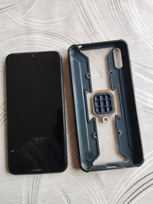 Продавам телефон