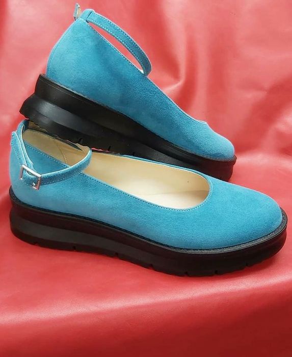 Vând pantofi din piele naturală, noi nouți