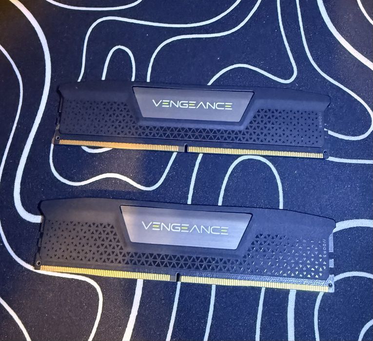 RAM corsair vengeance 2x16gb ddr5 cl36