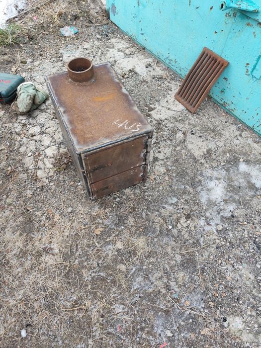 Продаю печь , буржуйка