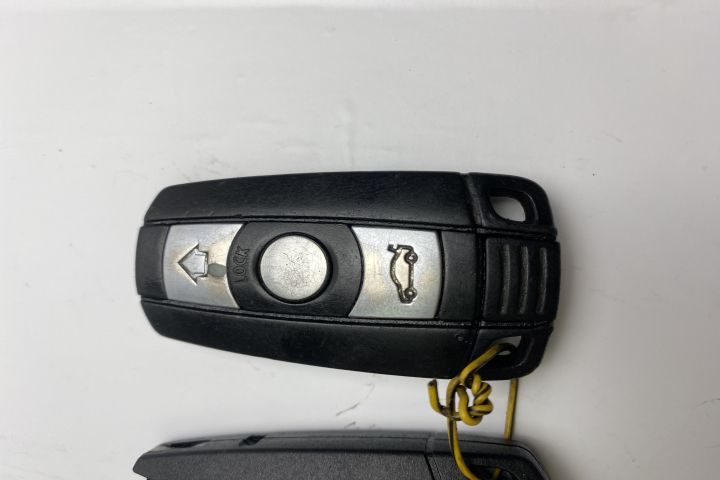 Set chei  cu telecomanda 693481001 BMW Seria 3 E90/E91/E92/E93