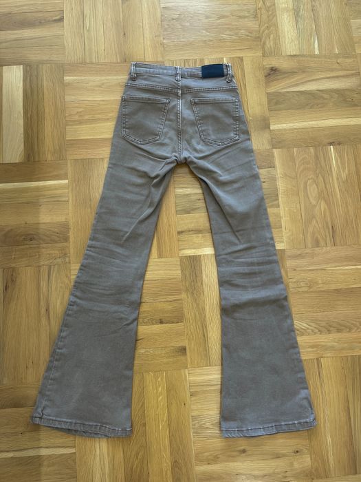 Flared кафяви дънки