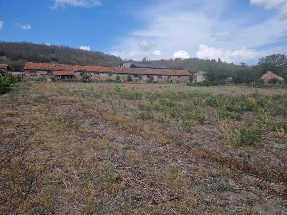 Продава се Къща в с. Тенево, Област Ямбол - 300 кв.м за 184 €/кв.м - Снимка #1