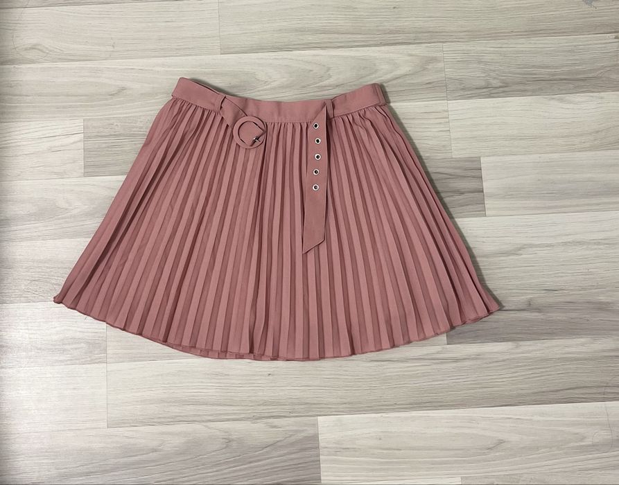 Плисирана пола.