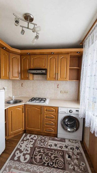 продам 1-комнатную квартиру на Гагарина, военный городок