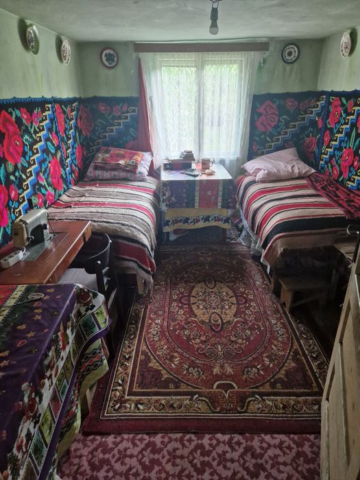 De vânzare locuințe pentru doua familii !