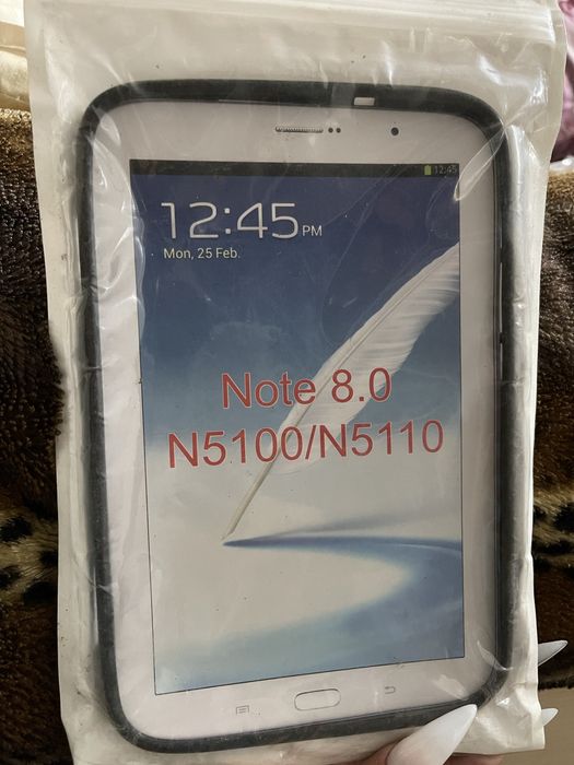 Чехлы на планшет