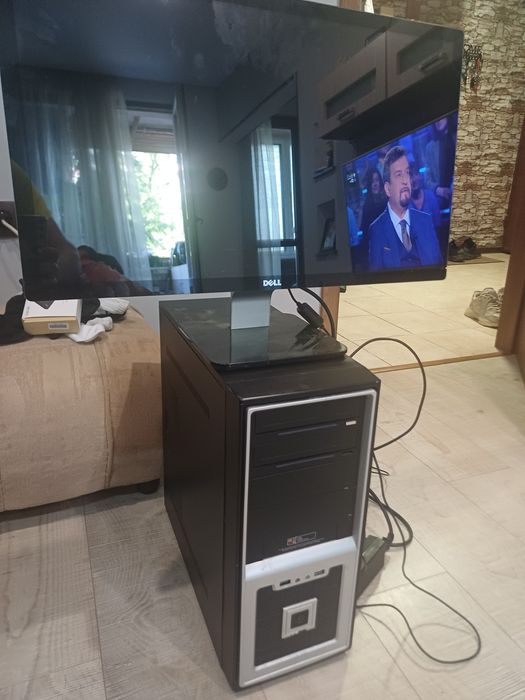 Компютър и монитор Dell