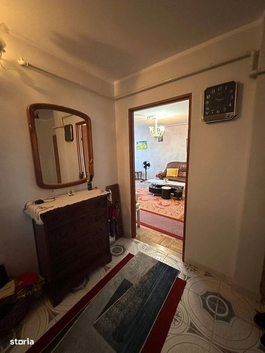 Apartament 3 camere, 2 bai, scoala 5, 66900 euro