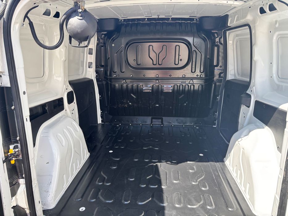 FIAT DOBLO 2019  1.4 Benzină GPL